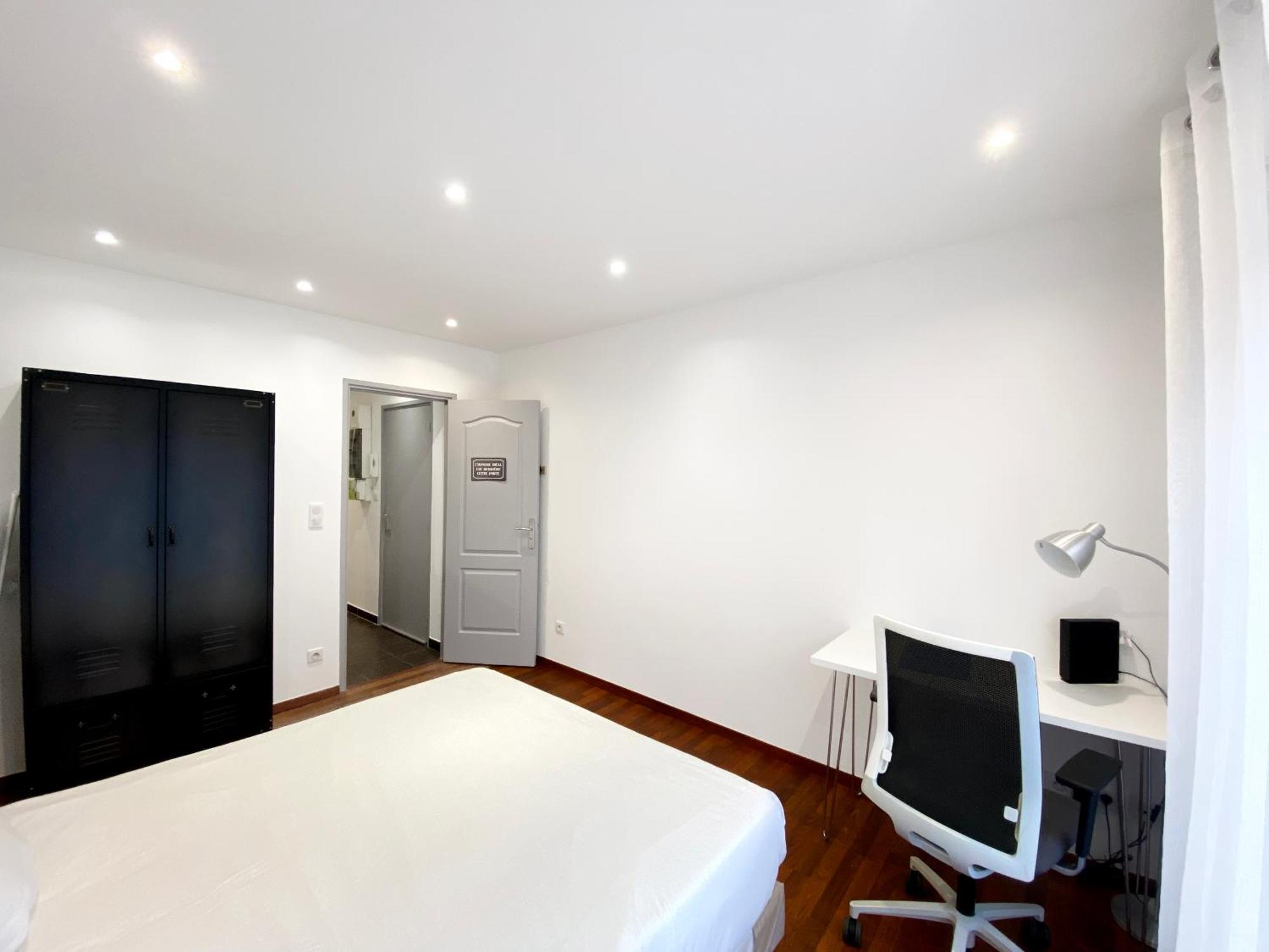Residence 4T - 33 Bis Avenue Gaston Chauvin Aulnay-sous-Bois Exteriör bild